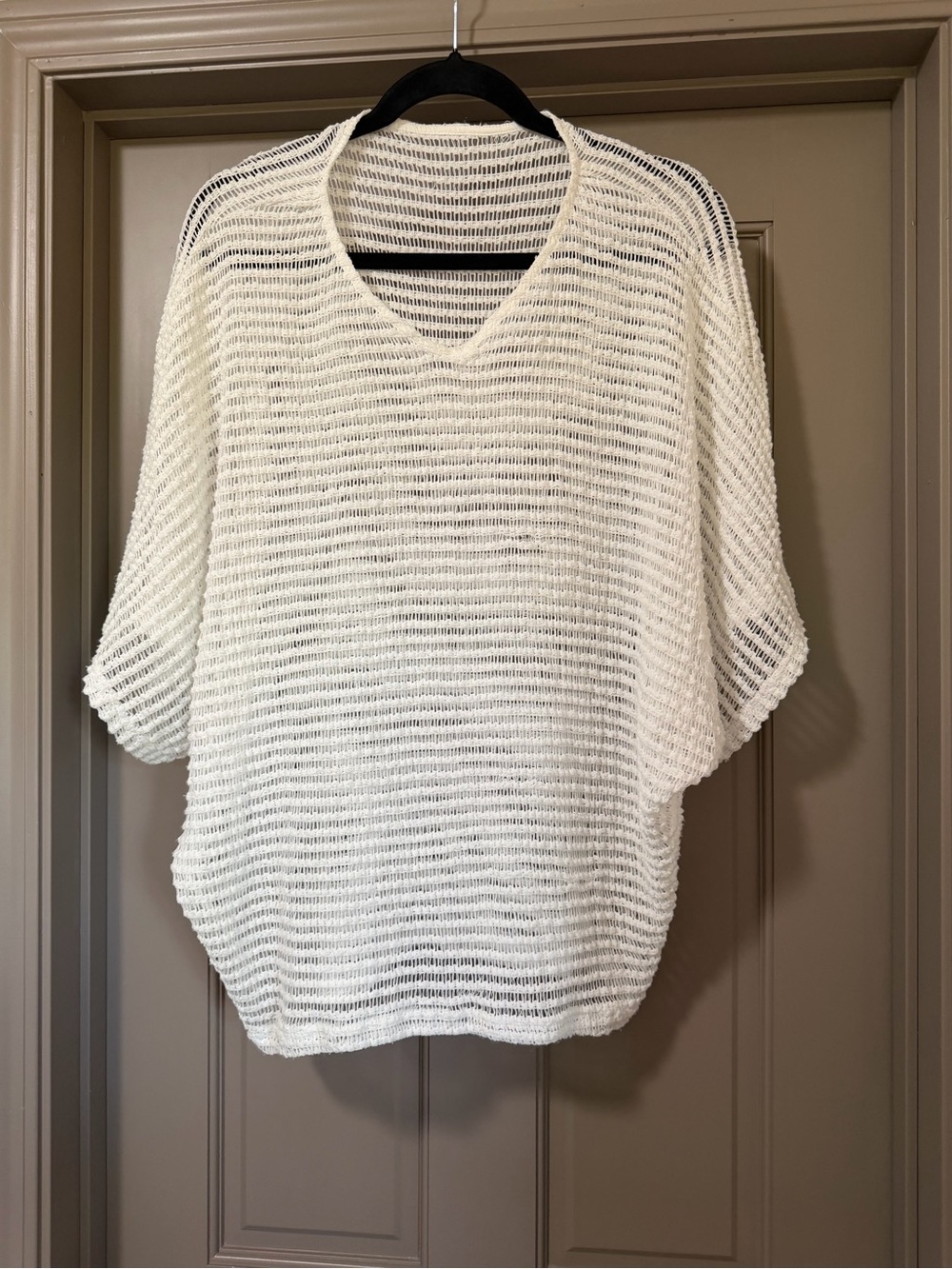 Lightweight white V-Neck Open Knit Sweater Vacation size Large